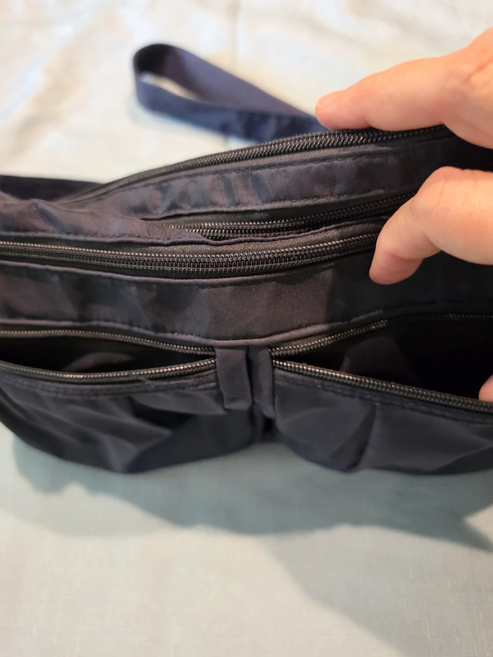 Everyday Crossbody Bag - Navy